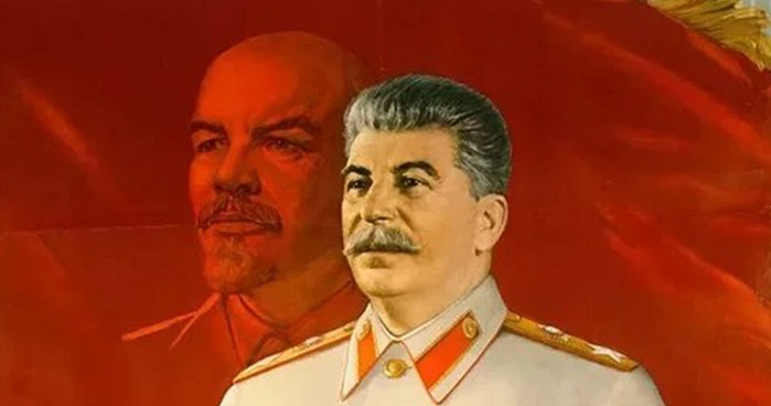 You are currently viewing Иосиф Виссарионович Сталин: краткая биография, видео, шутки и цитаты Сталина